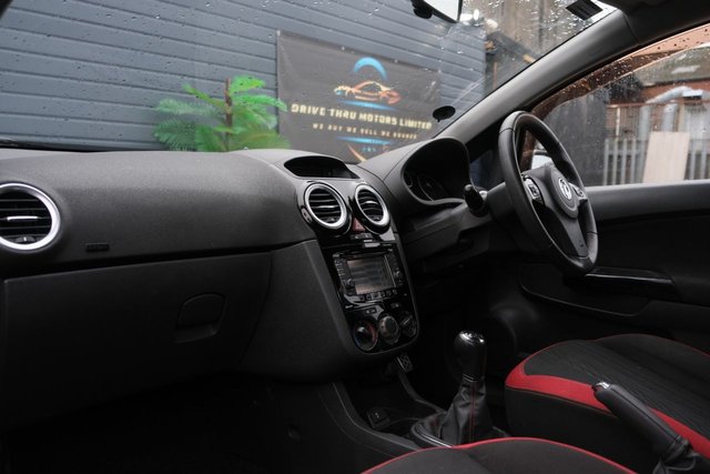 2014 VAUXHALL CORSA 2014 1.4 16V SRi Hatchback 3dr Petrol Manual Euro 5 (100 ps) - Photo 10