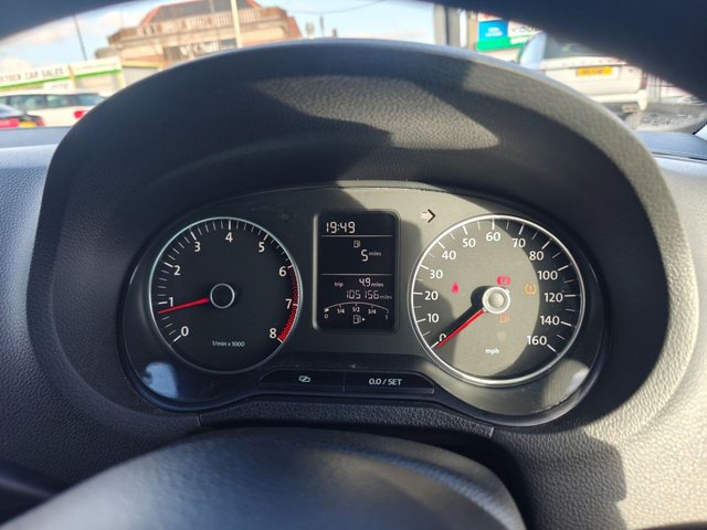 2012 VOLKSWAGEN POLO - Photo 6