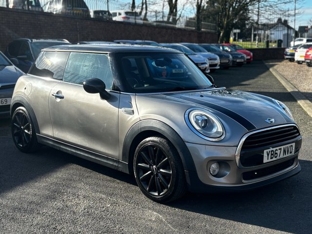 View our MINI Hatch 1.5 Cooper D Hatchback 3dr Diesel Manual Euro 6 (s/s) (116 ps)
