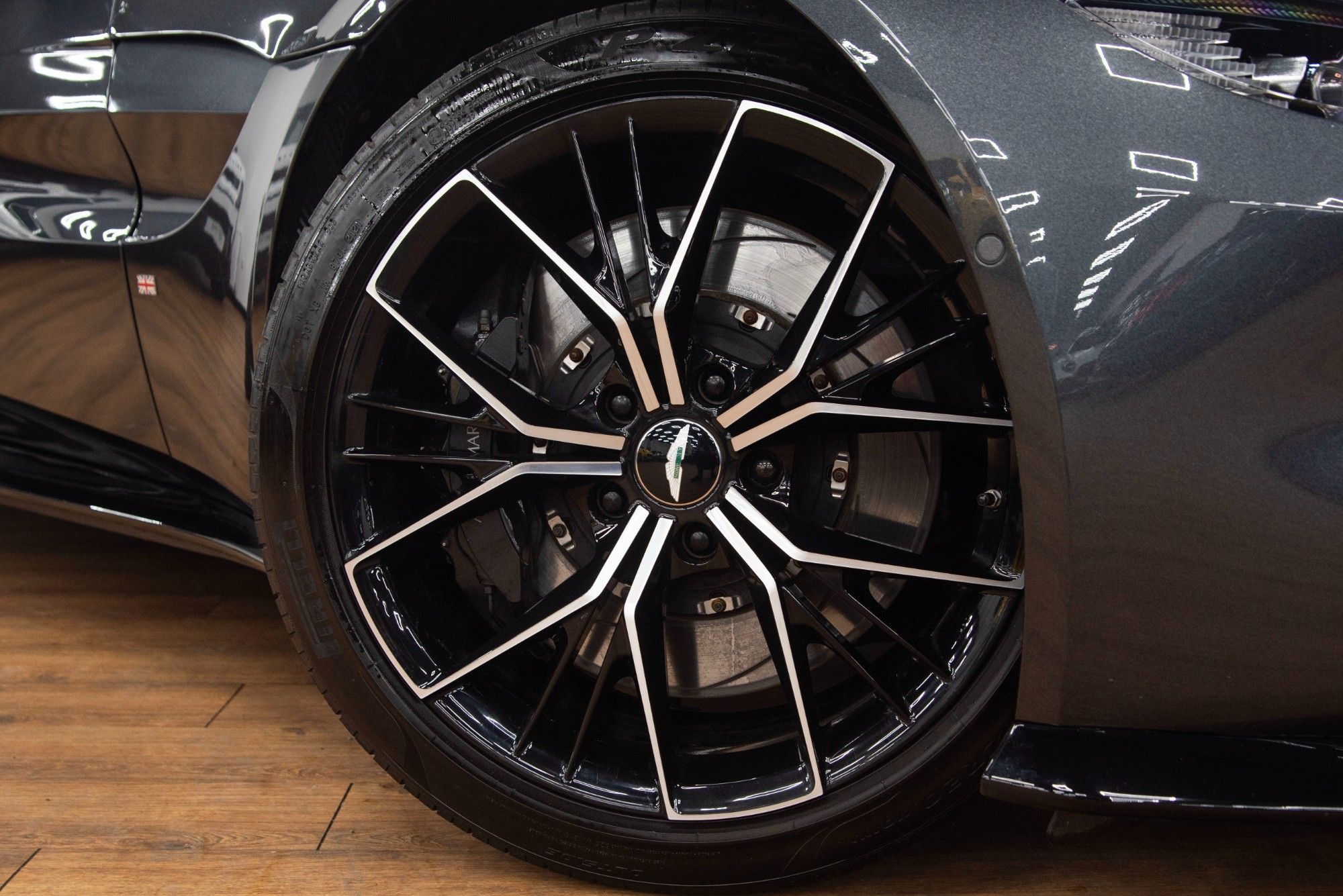 USED 2021 71 ASTON MARTIN VANTAGE 4.0 V8 Coupe  