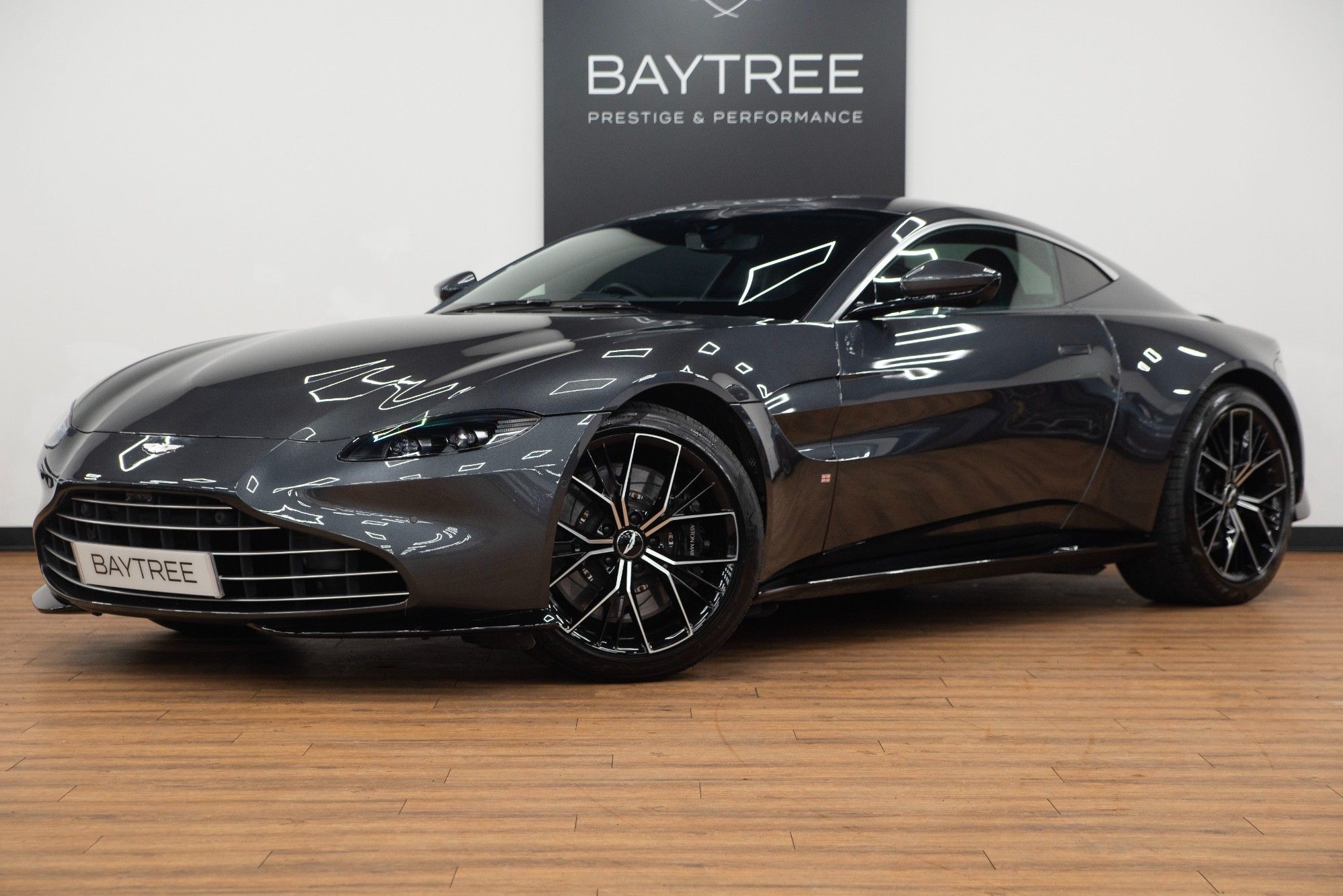 USED 2021 71 ASTON MARTIN VANTAGE 4.0 V8 Coupe  