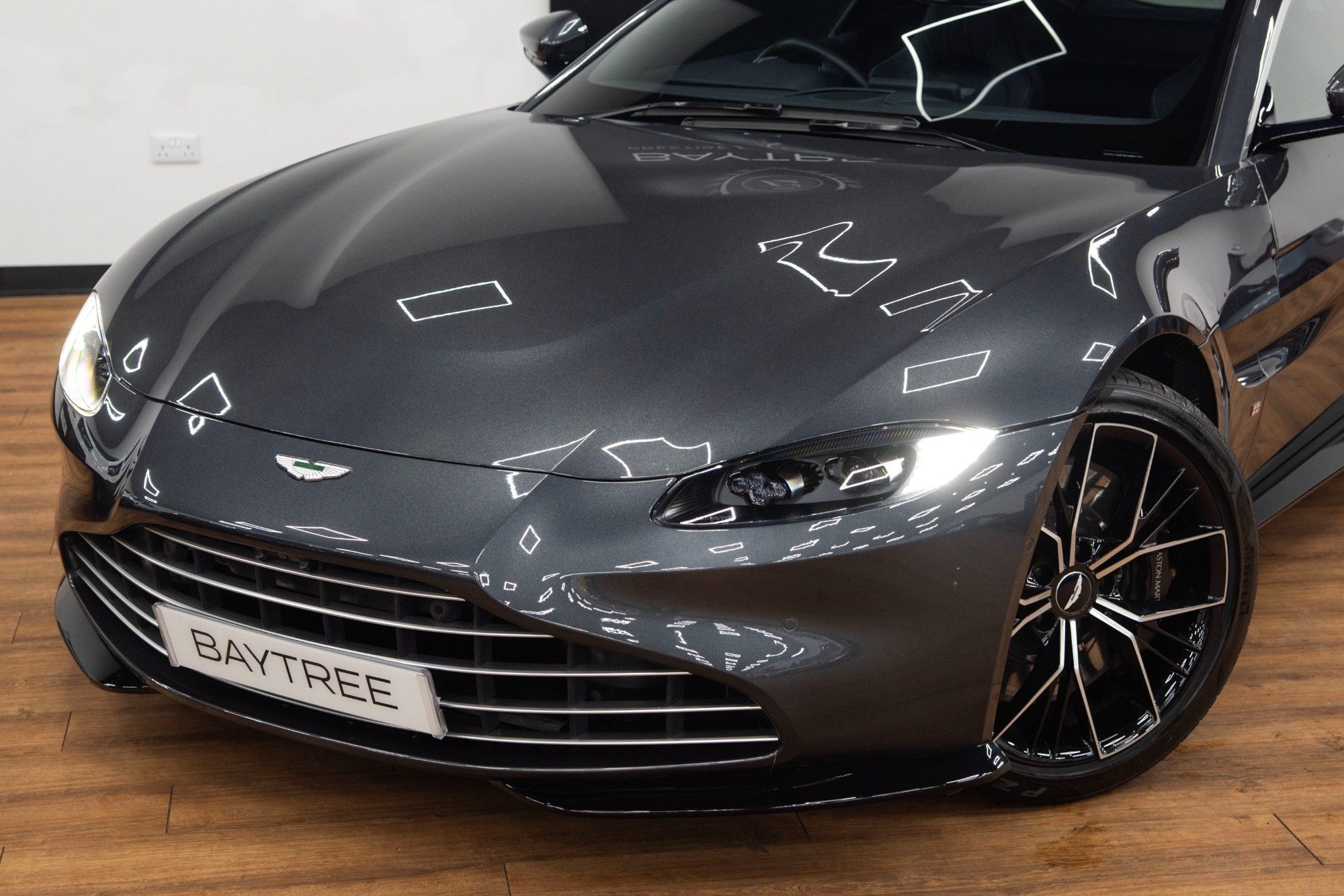 USED 2021 71 ASTON MARTIN VANTAGE 4.0 V8 Coupe  