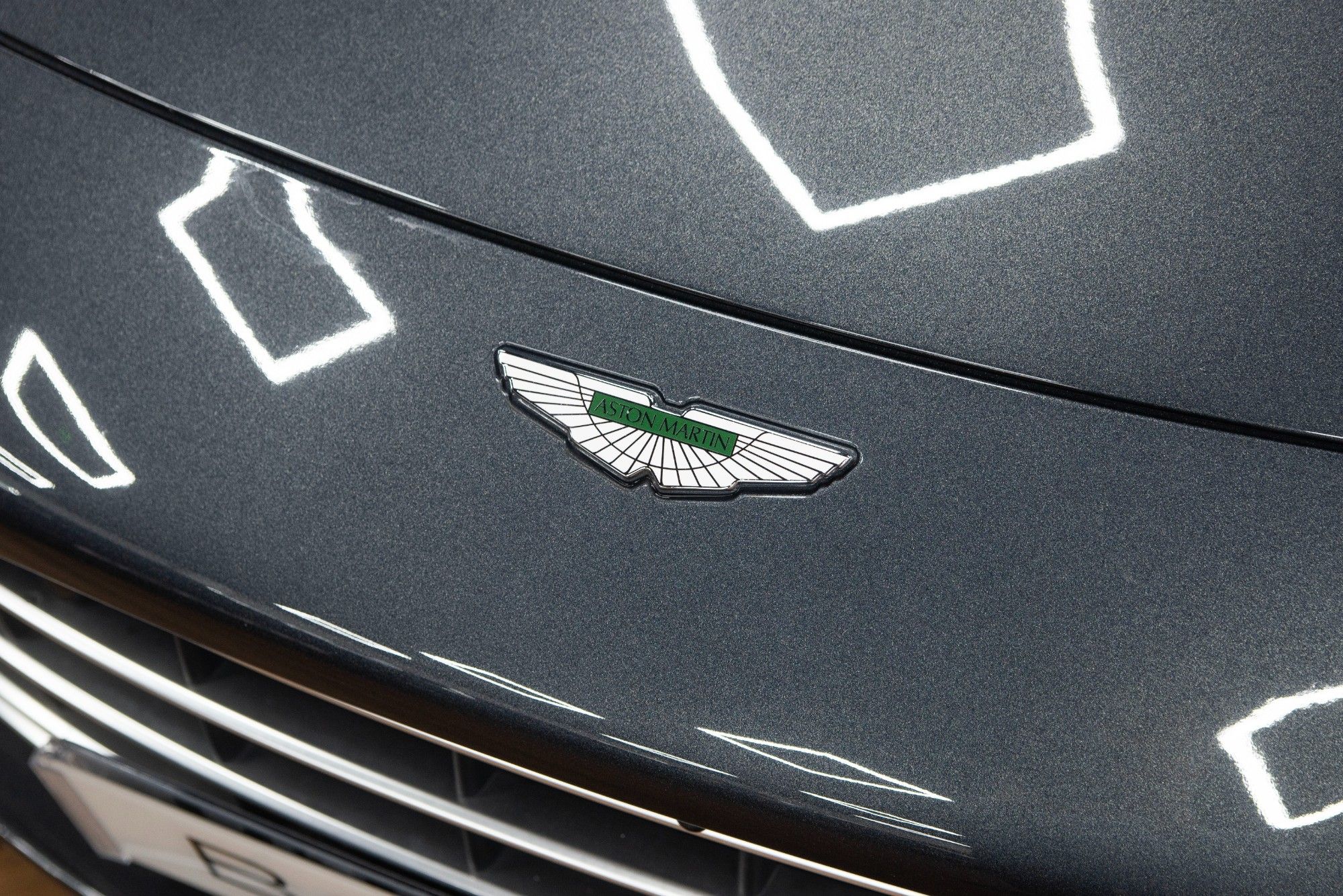 USED 2021 71 ASTON MARTIN VANTAGE 4.0 V8 Coupe  