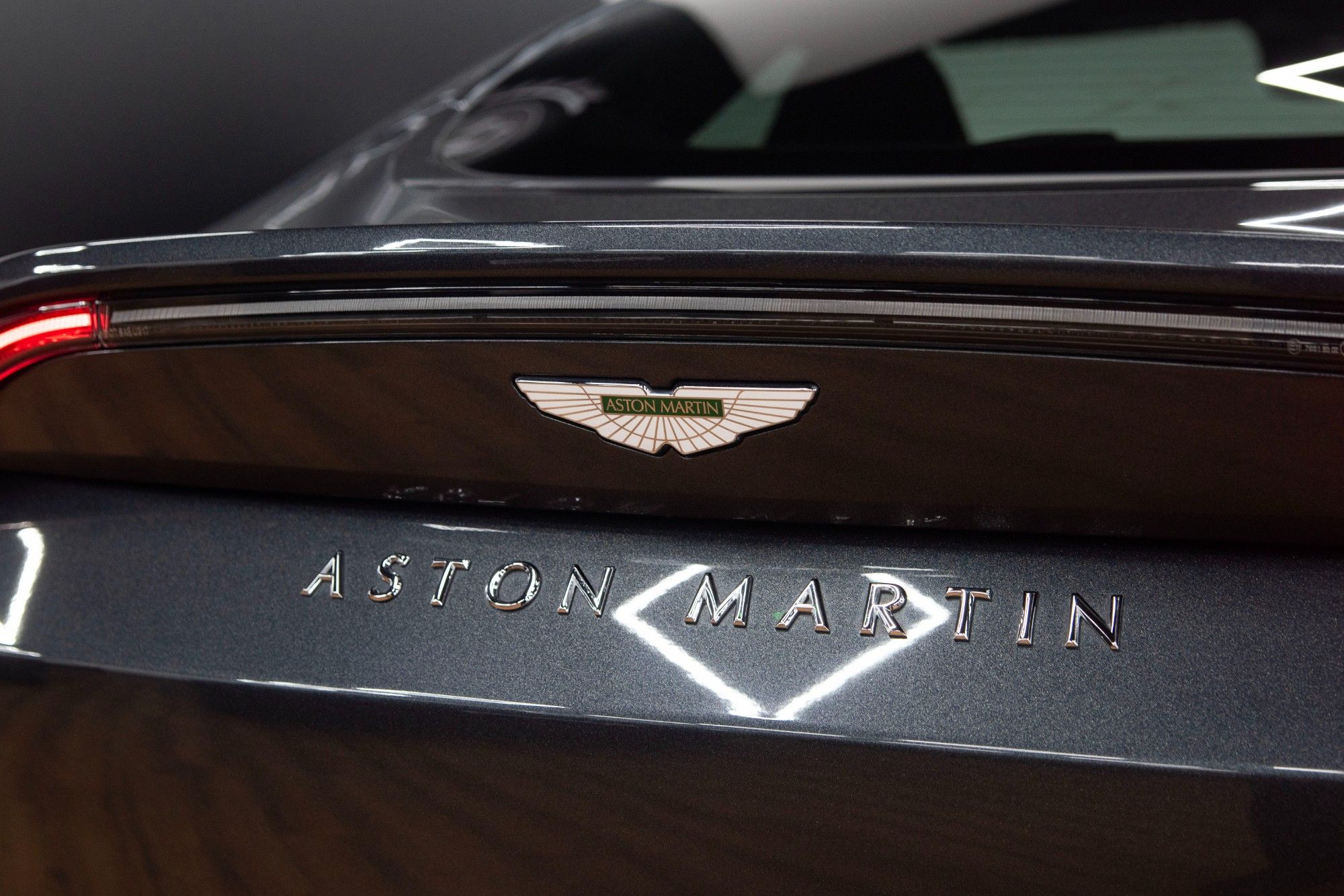 USED 2021 71 ASTON MARTIN VANTAGE 4.0 V8 Coupe  