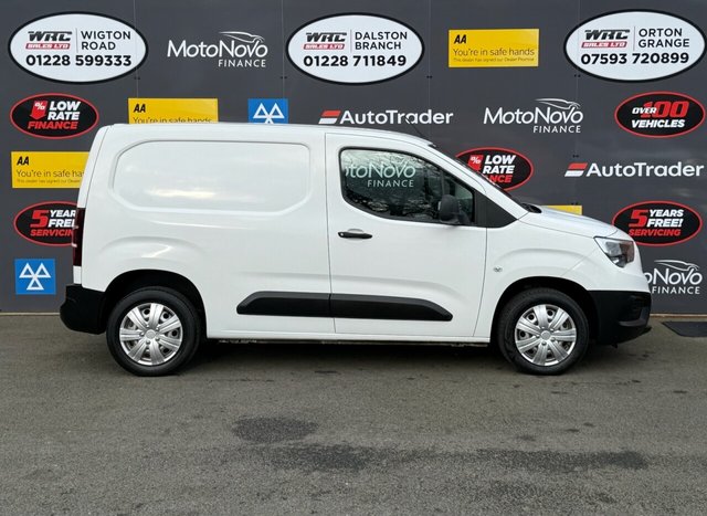 2021 Vauxhall Combo 1.5L Dynamic 4dr - Photo 5
