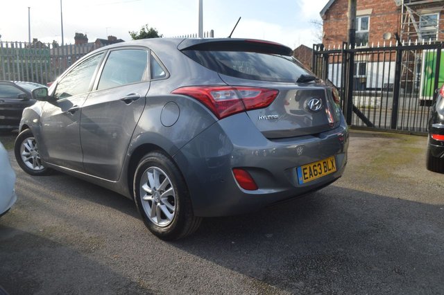2013 HYUNDAI I30 1.6 CRDi Active Hatchback 5dr Diesel Auto Euro 5 (110 ps) - Photo 7
