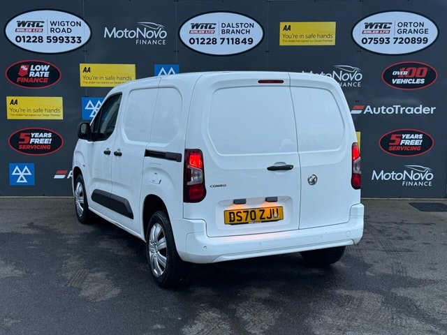 2020 Vauxhall Combo 1.6L Sportive 4dr - Photo 3