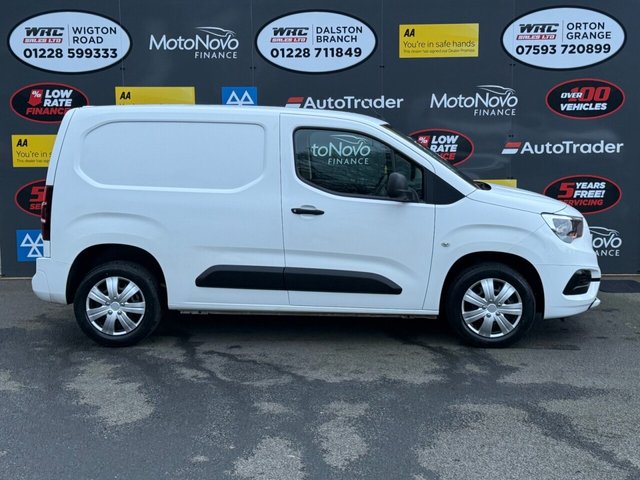 2020 Vauxhall Combo 1.6L Sportive 4dr - Photo 5