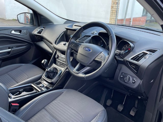 2019 FORD KUGA 2.0 TDCi Titanium Edition SUV 5dr Diesel Manual Euro 6 (s/s) (150 ps) - Photo 12