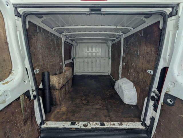 USED 2021 71 PEUGEOT BOXER 2.2 BlueHDi 333 Professional Panel Van 5dr Diesel Manual L1 H1 Euro 6 (s/s) (120 ps) NAVIGATION+CRUISE CONTROL CLICK & COLLECT/HOME DELIVERY