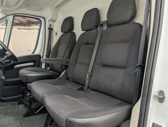 USED 2021 71 PEUGEOT BOXER 2.2 BlueHDi 333 Professional Panel Van 5dr Diesel Manual L1 H1 Euro 6 (s/s) (120 ps) NAVIGATION+CRUISE CONTROL CLICK & COLLECT/HOME DELIVERY