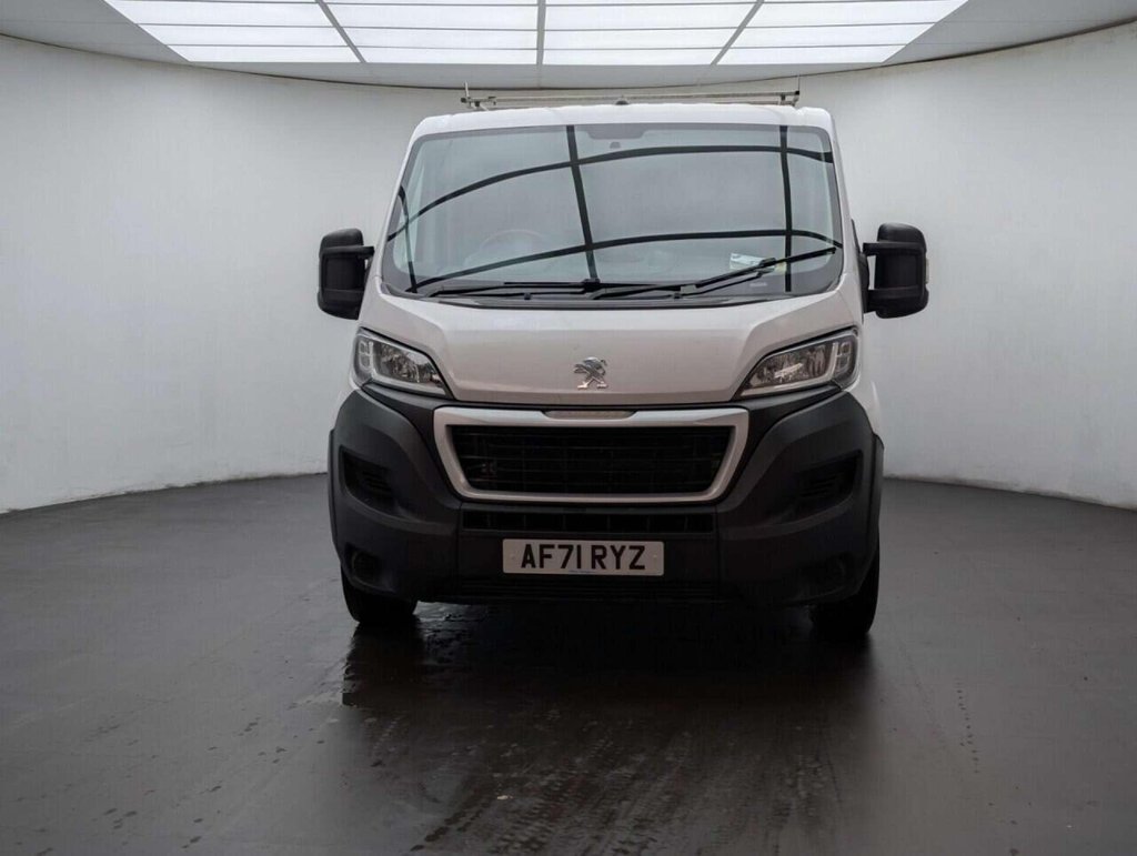 Used 2021 71 PEUGEOT BOXER 2.2 BlueHDi 333 Professional Panel Van 5dr Diesel Manual L1 H1 Euro 6 (s/s) (120 ps) NAVIGATION+CRUISE CONTROL CLICK & COLLECT/HOME DELIVERY
