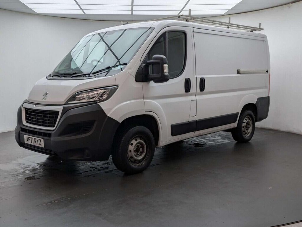 Used 2021 71 PEUGEOT BOXER 2.2 BlueHDi 333 Professional Panel Van 5dr Diesel Manual L1 H1 Euro 6 (s/s) (120 ps) NAVIGATION+CRUISE CONTROL CLICK & COLLECT/HOME DELIVERY