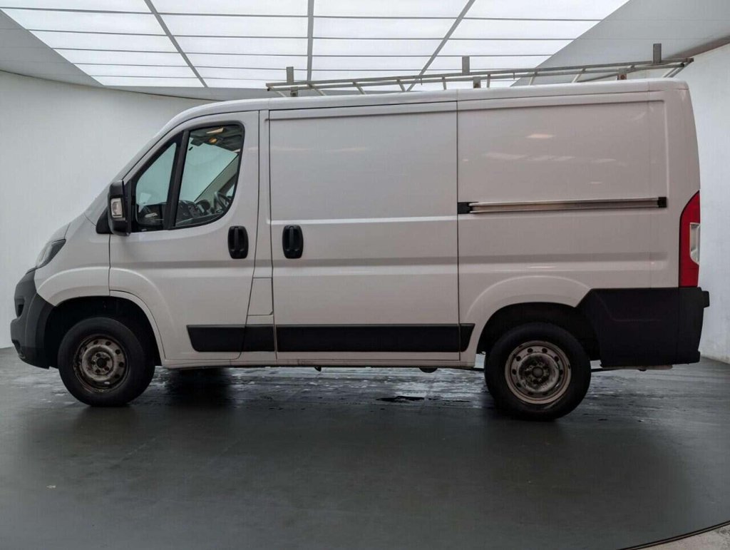 Used 2021 71 PEUGEOT BOXER 2.2 BlueHDi 333 Professional Panel Van 5dr Diesel Manual L1 H1 Euro 6 (s/s) (120 ps) NAVIGATION+CRUISE CONTROL CLICK & COLLECT/HOME DELIVERY