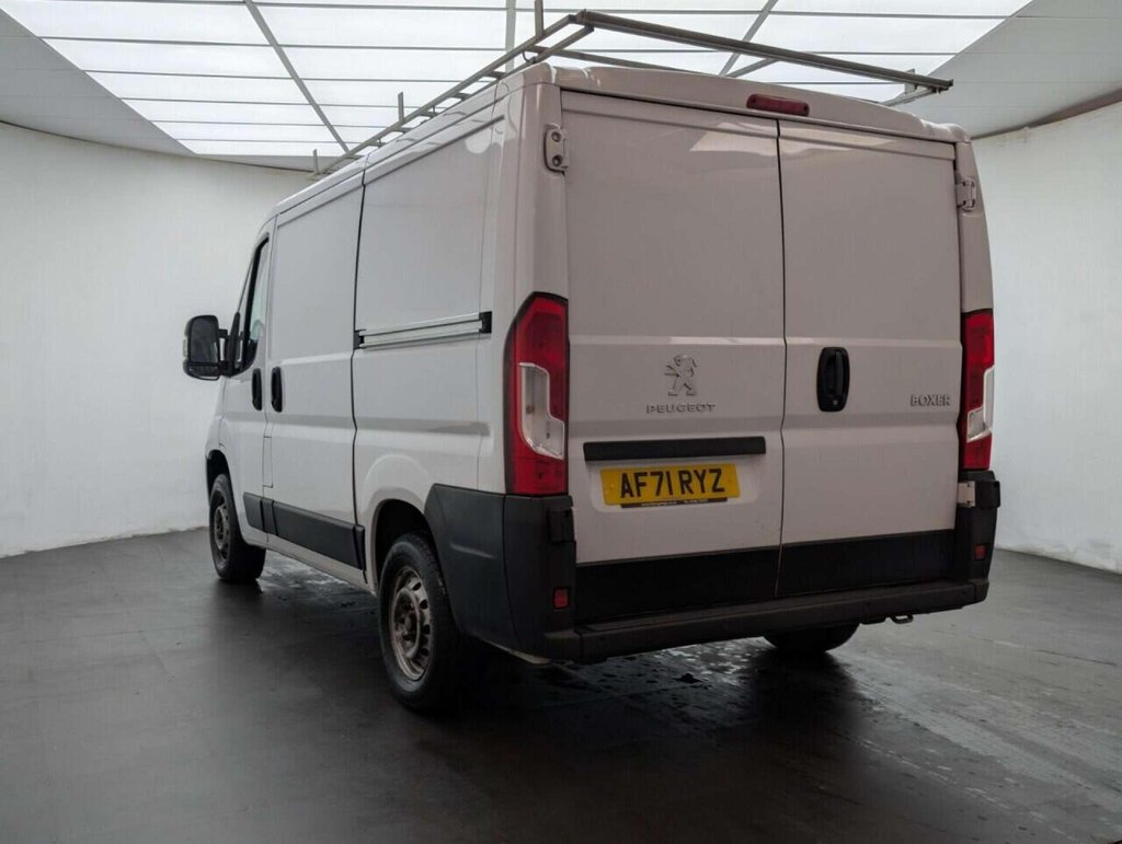 Used 2021 71 PEUGEOT BOXER 2.2 BlueHDi 333 Professional Panel Van 5dr Diesel Manual L1 H1 Euro 6 (s/s) (120 ps) NAVIGATION+CRUISE CONTROL CLICK & COLLECT/HOME DELIVERY