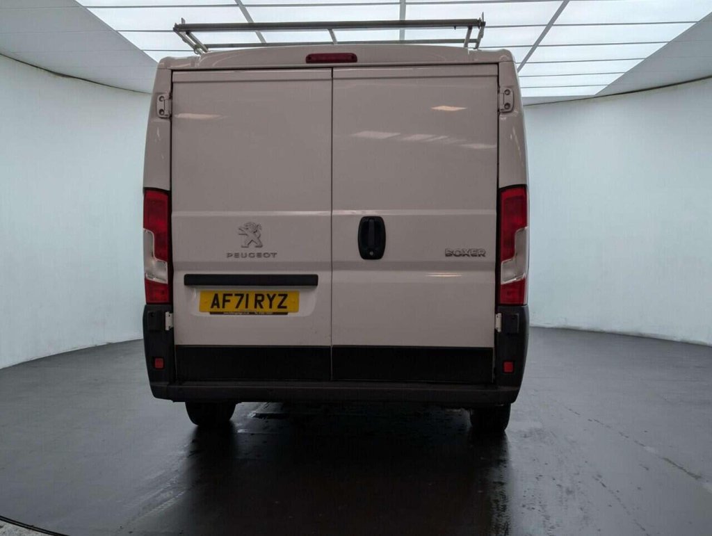 Used 2021 71 PEUGEOT BOXER 2.2 BlueHDi 333 Professional Panel Van 5dr Diesel Manual L1 H1 Euro 6 (s/s) (120 ps) NAVIGATION+CRUISE CONTROL CLICK & COLLECT/HOME DELIVERY