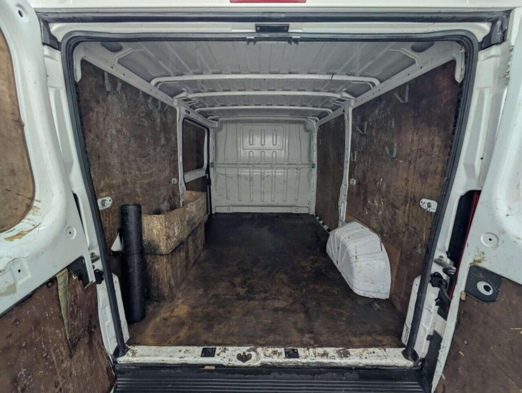 Used 2021 71 PEUGEOT BOXER 2.2 BlueHDi 333 Professional Panel Van 5dr Diesel Manual L1 H1 Euro 6 (s/s) (120 ps) NAVIGATION+CRUISE CONTROL CLICK & COLLECT/HOME DELIVERY