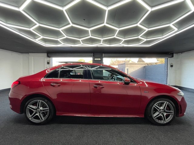 2020 Mercedes-Benz A-Class 1.3L Amg Line 4dr - Photo 3