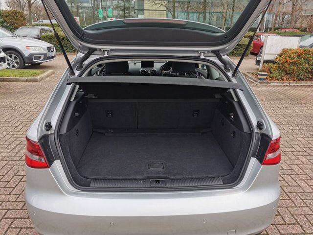 2014 AUDI A3 - Photo 10