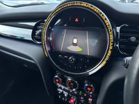 USED 2022 72 MINI HATCH 1.5 Cooper Classic Hatchback 3dr Petrol Steptronic Euro 6 (s/s) (136 ps) Heated Seats & Apple Carplay