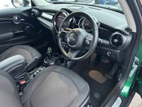 USED 2022 72 MINI HATCH 1.5 Cooper Classic Hatchback 3dr Petrol Steptronic Euro 6 (s/s) (136 ps) Heated Seats & Apple Carplay