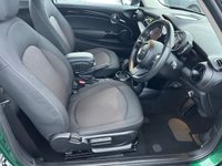USED 2022 72 MINI HATCH 1.5 Cooper Classic Hatchback 3dr Petrol Steptronic Euro 6 (s/s) (136 ps) Heated Seats & Apple Carplay
