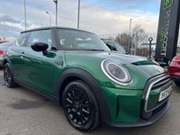 USED 2022 72 MINI HATCH 1.5 Cooper Classic Hatchback 3dr Petrol Steptronic Euro 6 (s/s) (136 ps) Heated Seats & Apple Carplay