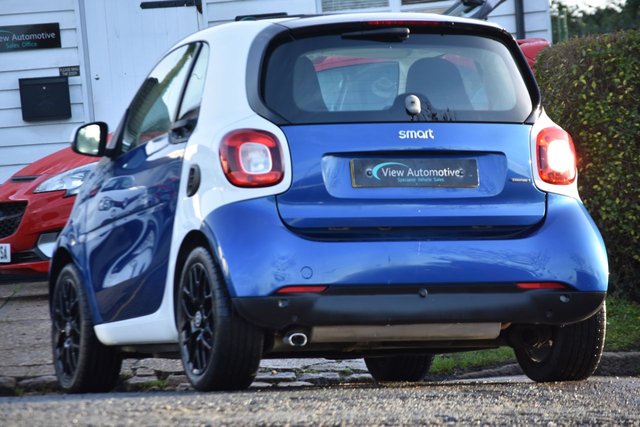 View our SMART FORTWO