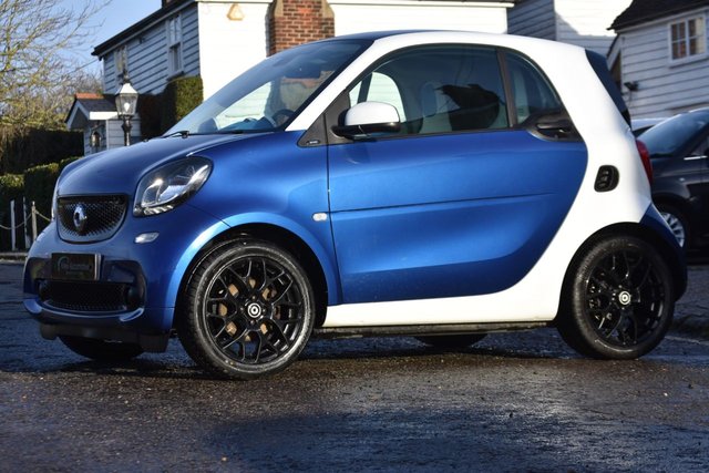 View our SMART FORTWO