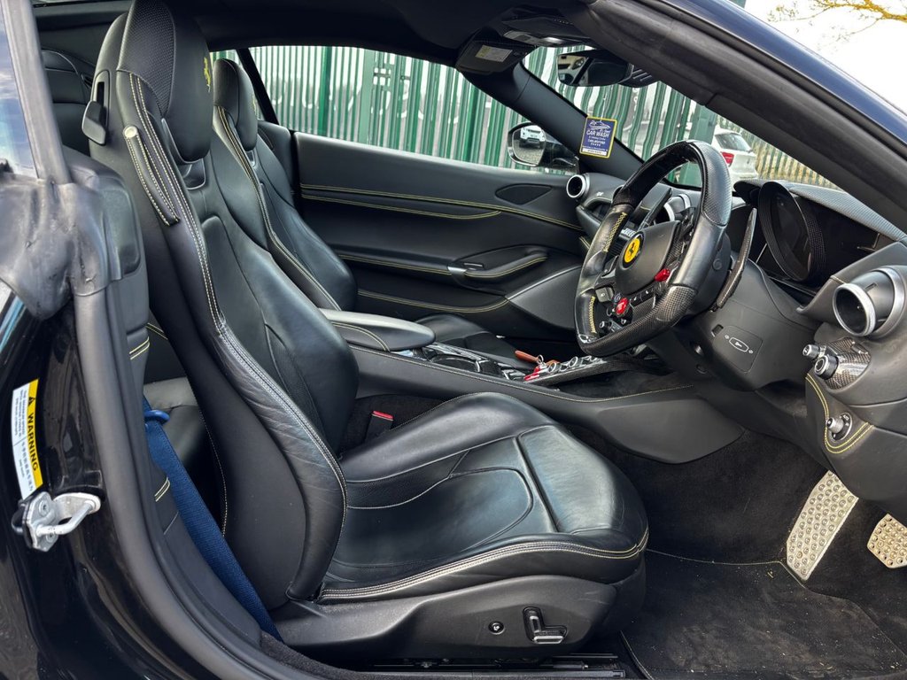 USED 2019 19 FERRARI PORTOFINO 3.8T V8 Convertible 2dr Petrol F1 DCT Euro 6 (s/s) (600 ps) 