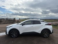 USED 2025 L TOYOTA C-HR 2.0 VVT 13.6kWh Design SUV 5dr Petrol Plug-in Hybrid CVT Euro 6 (s/s) (223 ps) 