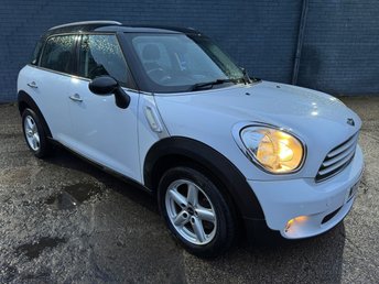 View our MINI COUNTRYMAN