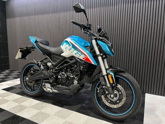 View our VOGE R 125