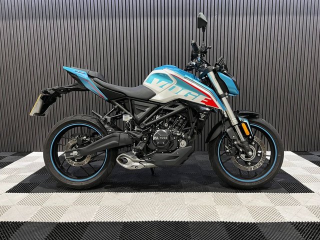 View our VOGE R 125