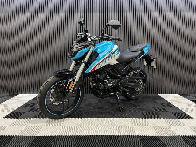 View our VOGE R 125
