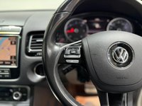 USED 2016 16 VOLKSWAGEN TOUAREG 3.0 TDI V6 BlueMotion Tech R-Line SUV 5dr Diesel Tiptronic 4WD Euro 6 (s/s) (262 ps) SUNROOF | HEATED SEATS | ULEZ | NATIONWIDE DELIVERY