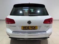 USED 2016 16 VOLKSWAGEN TOUAREG 3.0 TDI V6 BlueMotion Tech R-Line SUV 5dr Diesel Tiptronic 4WD Euro 6 (s/s) (262 ps) SUNROOF | HEATED SEATS | ULEZ | NATIONWIDE DELIVERY