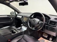 USED 2016 16 VOLKSWAGEN TOUAREG 3.0 TDI V6 BlueMotion Tech R-Line SUV 5dr Diesel Tiptronic 4WD Euro 6 (s/s) (262 ps) SUNROOF | HEATED SEATS | ULEZ | NATIONWIDE DELIVERY