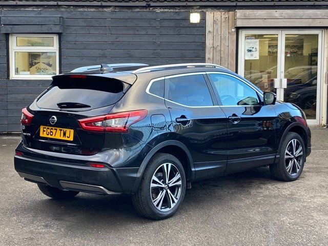 2017 Nissan Qashqai 1.5L N-Connecta 5dr - Photo 6