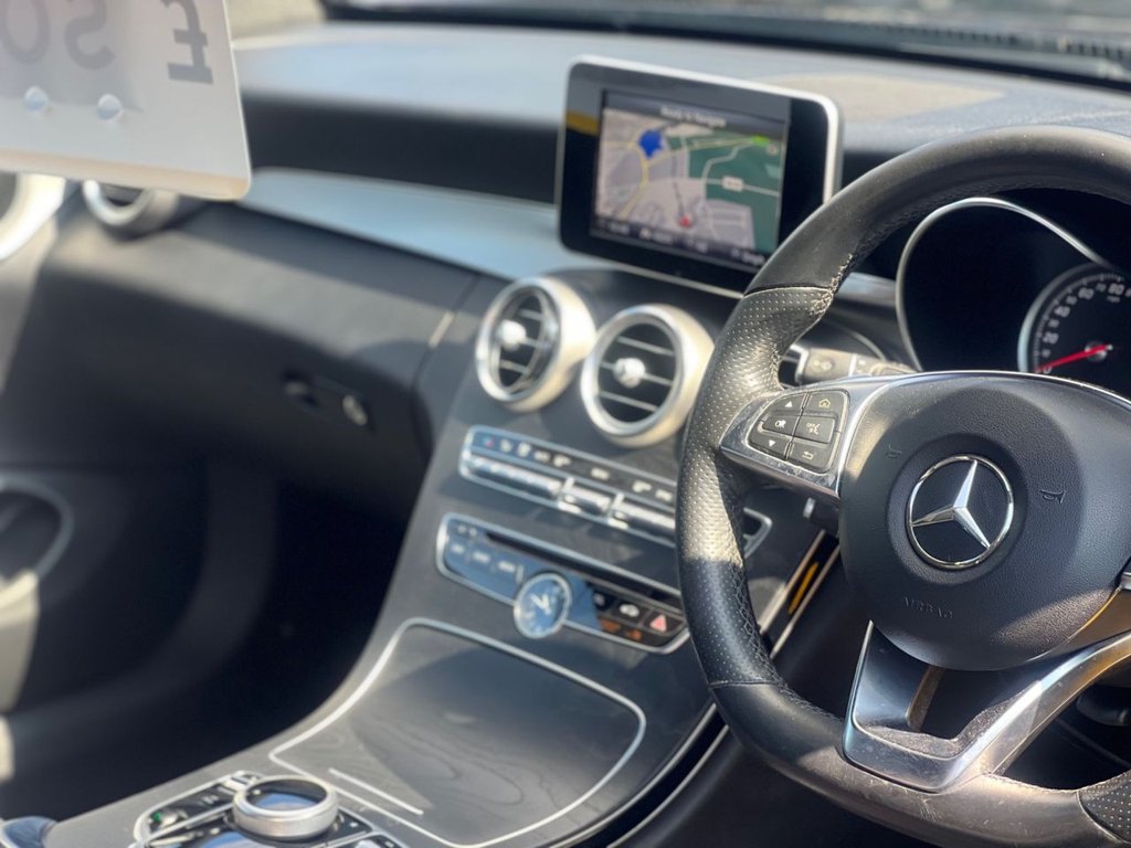 USED 2017 67 MERCEDES-BENZ C-CLASS 2.1 C220d AMG Line Coupe 2dr Diesel G-Tronic+ Euro 6 (s/s) (170 ps) FULL SERVICE HISTORY