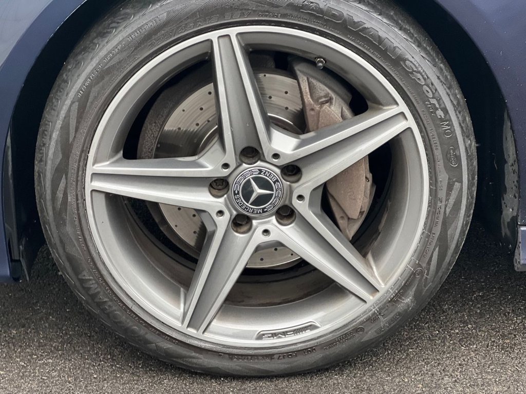 USED 2017 67 MERCEDES-BENZ C-CLASS 2.1 C220d AMG Line Coupe 2dr Diesel G-Tronic+ Euro 6 (s/s) (170 ps) FULL SERVICE HISTORY