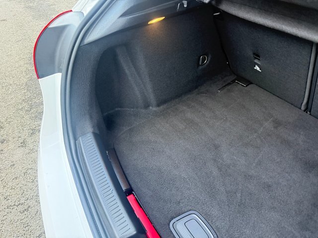 2019 Mercedes-Benz A-Class 2L Amg Line 5dr - Photo 10