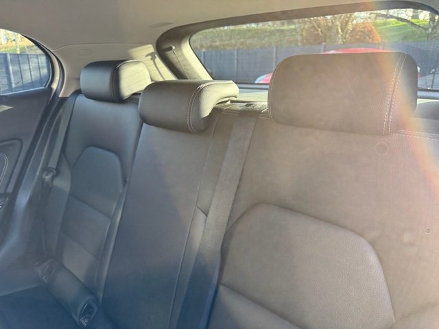 2017 Mercedes-Benz Gla 1.6L Sport 5dr - Photo 12