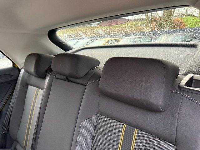 2018 Volkswagen T-Roc 1L Design 5dr - Photo 12