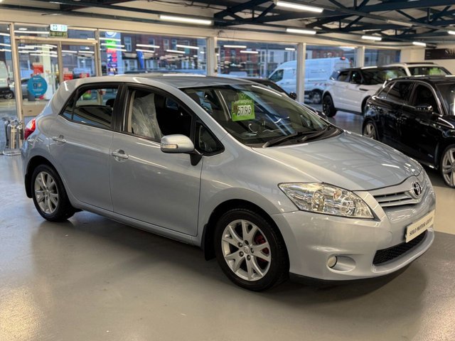 View our TOYOTA AURIS