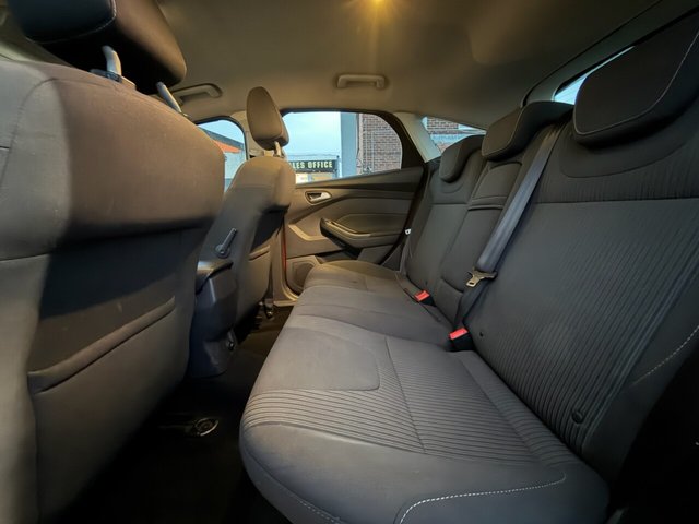 2012 Ford Focus - Photo 9