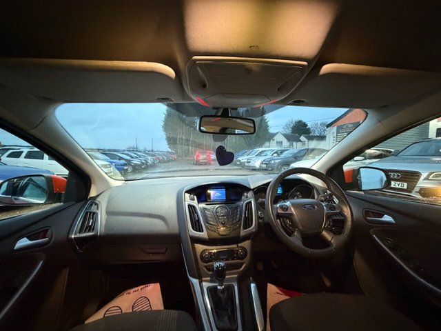 2012 Ford Focus - Photo 10