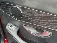 USED 2019 69 MERCEDES-BENZ C-CLASS 2.0 C300de 13.5kWh AMG Line Edition (Premium) Estate 5dr Diesel Plug-in Hybrid G-Tronic+ Euro 6 (s/s) (306 ps) 