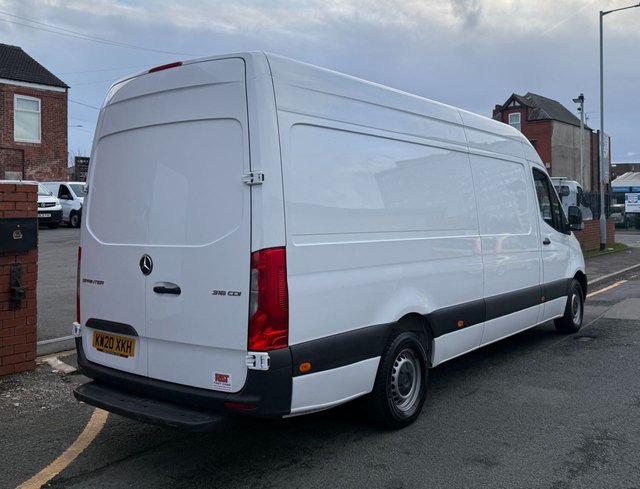 2020 Mercedes-Benz SPRINTER - Photo 4