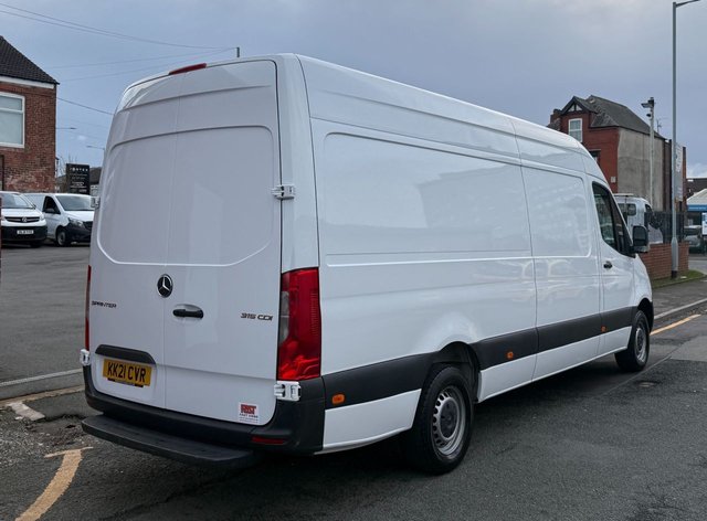 2019 Mercedes-Benz SPRINTER - Photo 4